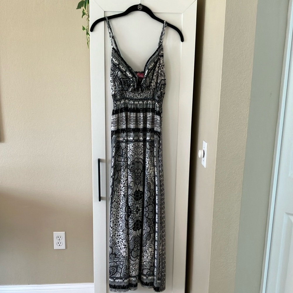 She's Cool Black and White Spaghetti Strap Maxi Dress